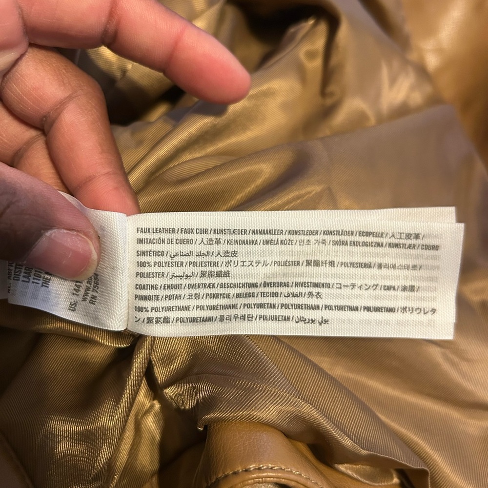 Abercrombie & Fitch Vegan Leather Crop Jacket in Butterscotch NWOT size M - Picture 9 of 9